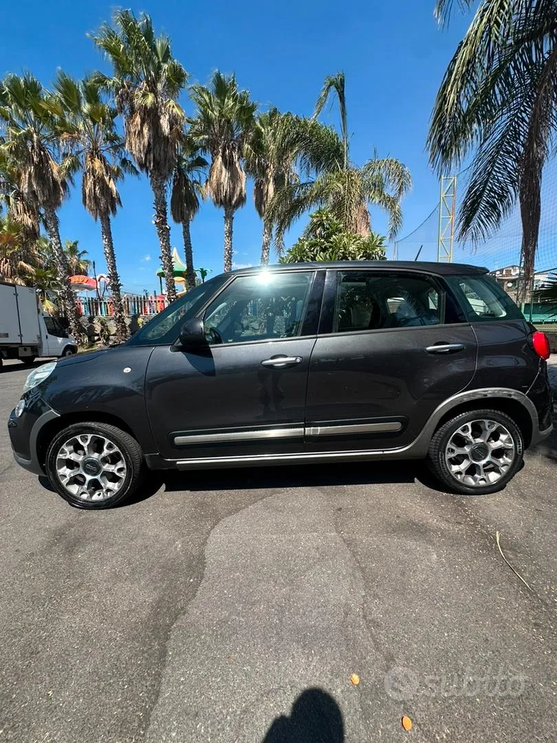 Fiat 500L 2016 photo 2