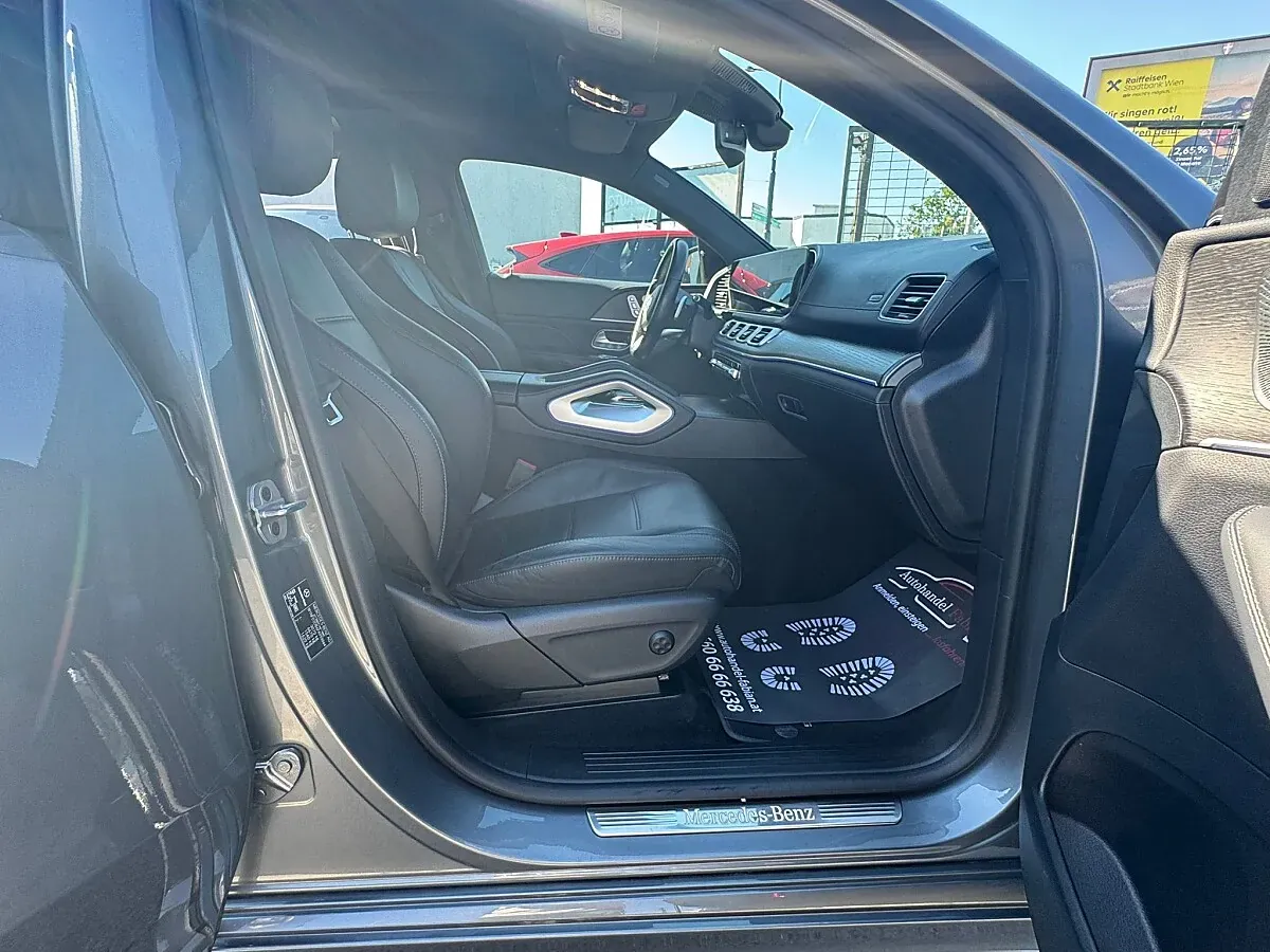Mercedes-Benz Gle-Class 2023 photo 5