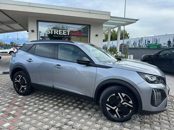 Peugeot 2008 2023 photo 2