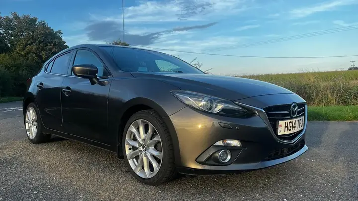 Mazda Mazda3 2014 photo 2