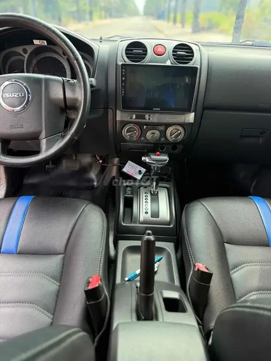 Isuzu D-Max 2009 photo 4