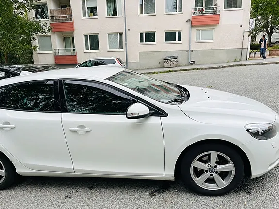 Volvo V40 2014 photo 3