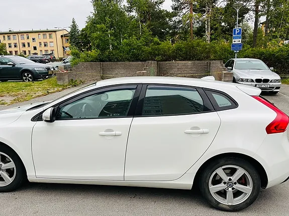 Volvo V40 2014 photo 4
