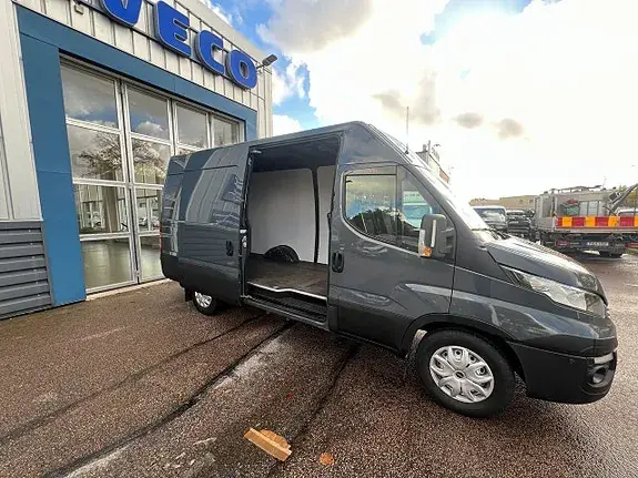 Iveco Daily 2019 photo 4