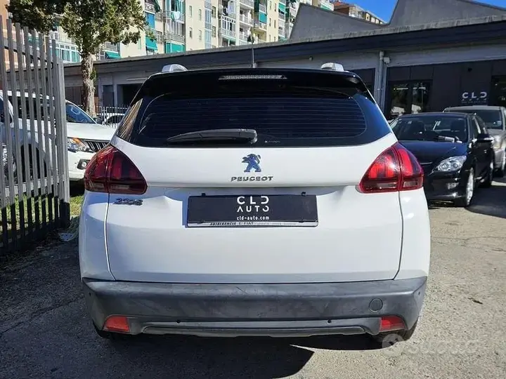 Peugeot 2008 2018 photo 5
