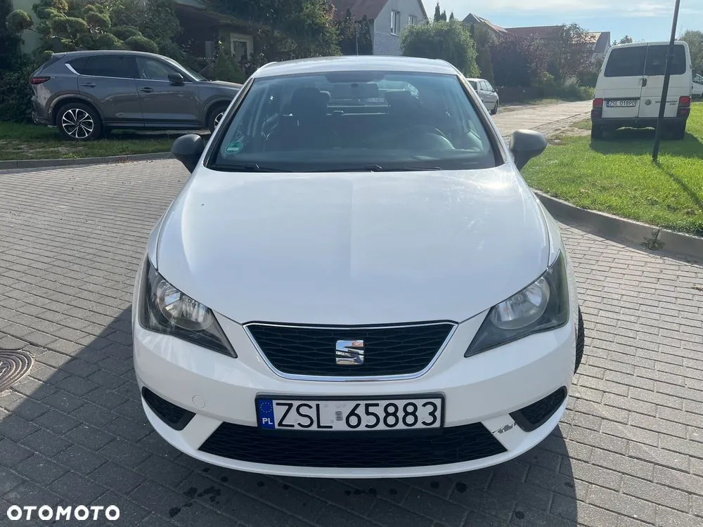 Seat Ibiza 2014 photo 2