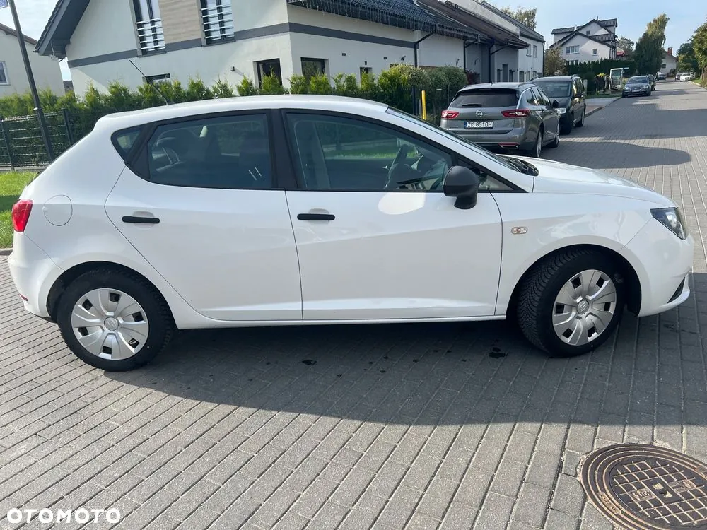 Seat Ibiza 2014 photo 4