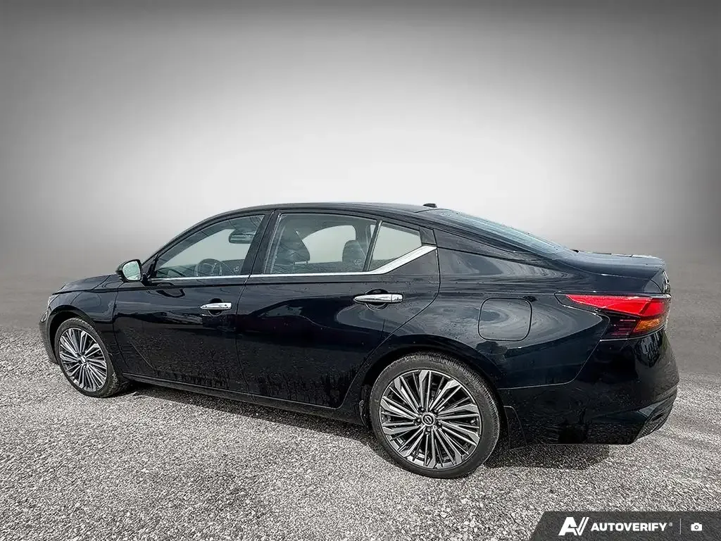 Nissan Altima 2018 photo 3