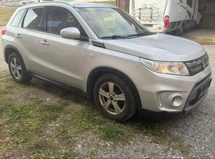 Suzuki Vitara 2016 photo 2