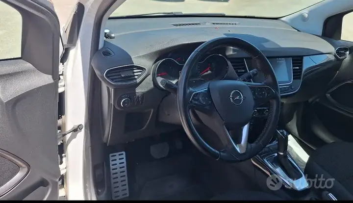 Opel Crossland 2020 photo 3