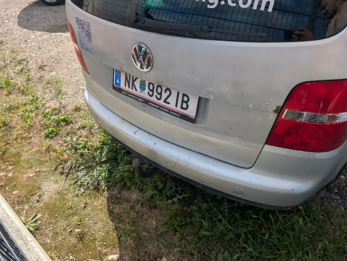 Volkswagen Touran 2003 photo 2