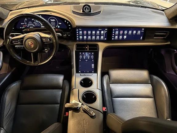 Porsche Taycan Turbo 2023 photo 5