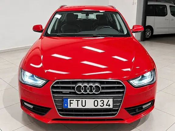 Audi A4 2013 photo 2