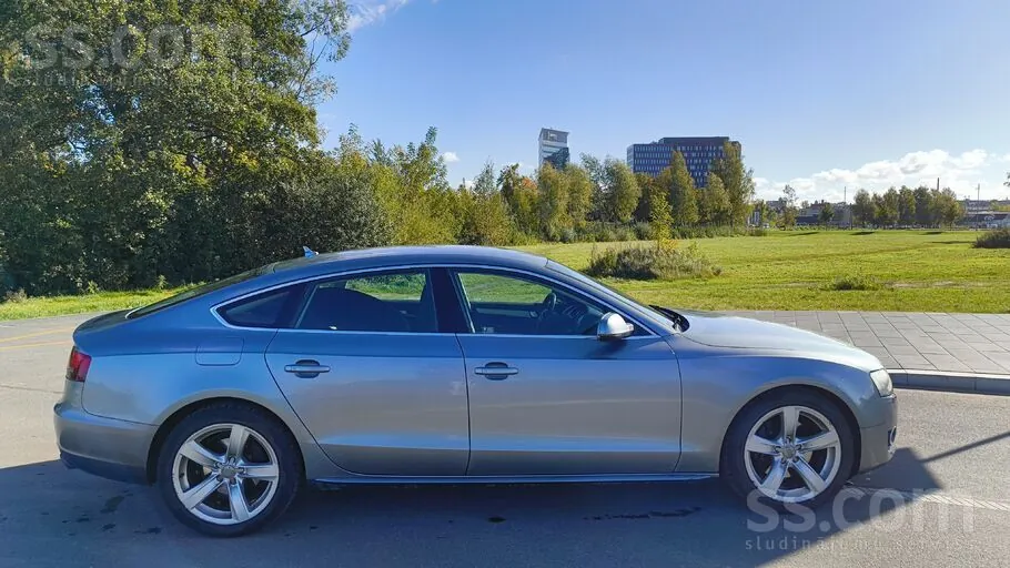 Audi A5 2011 photo 5
