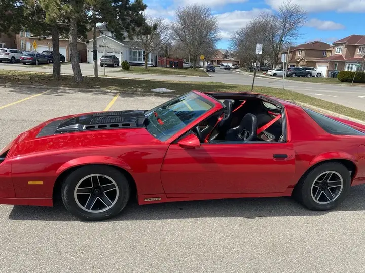 Chevrolet Camaro 1983 photo 3