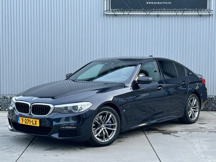 BMW 5-Serie 2018 photo 2