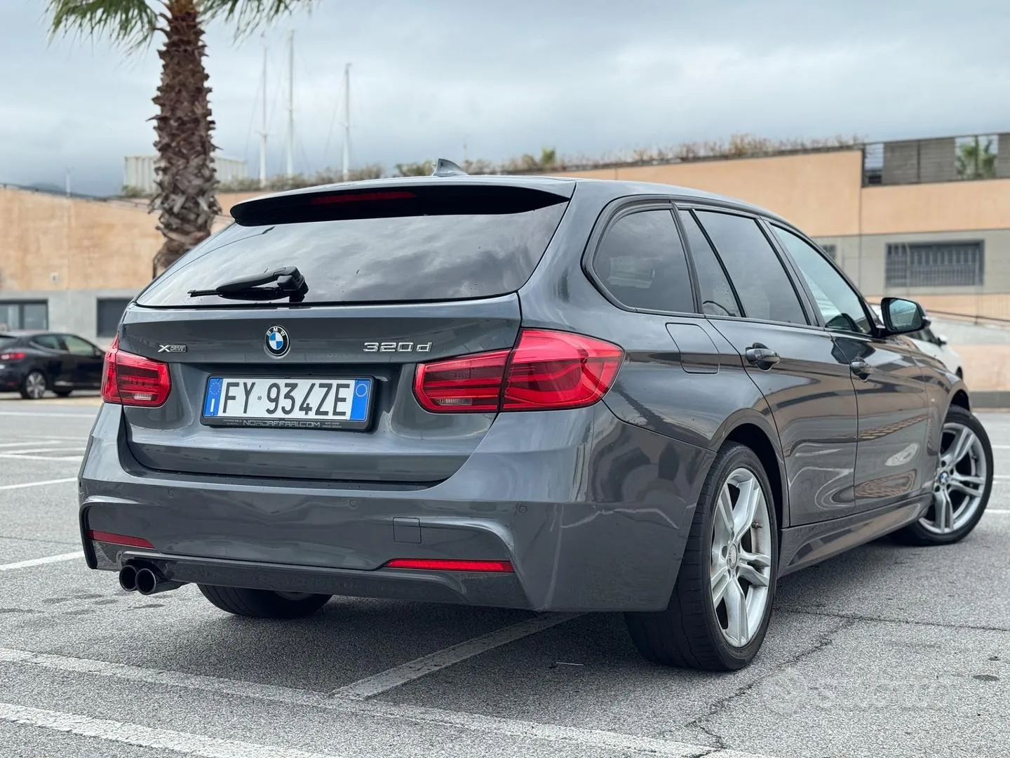BMW 3 Series 2016 photo 3