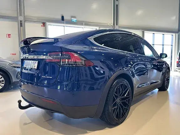 Tesla Model X 2020 photo 4