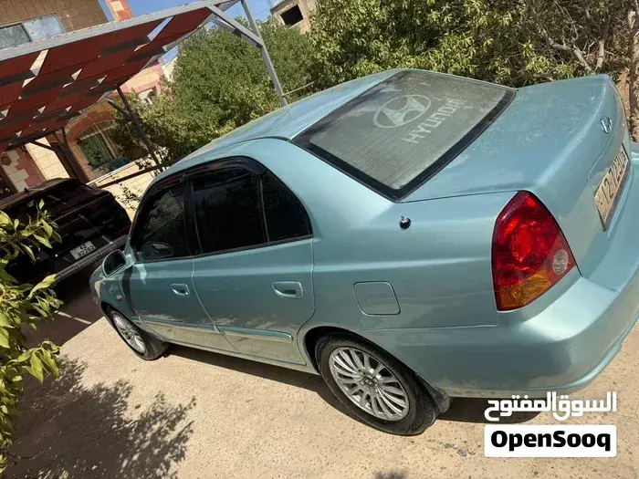 Hyundai Accent 2004 photo 4