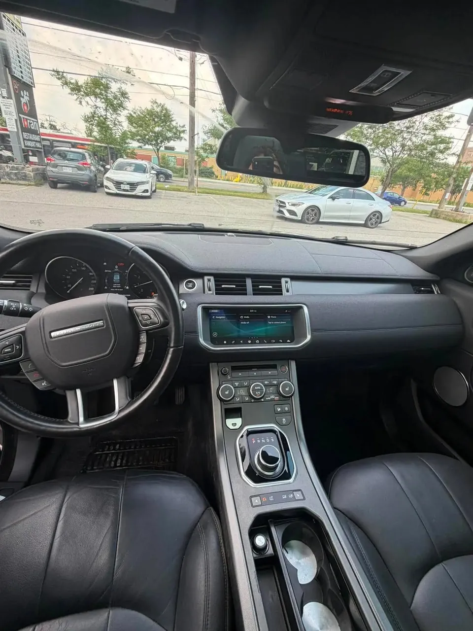 Land Rover Range Rover Evoque 2019 photo 4