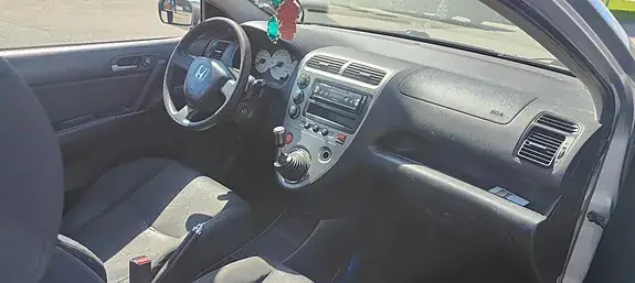 Honda Civic 2004 photo 3