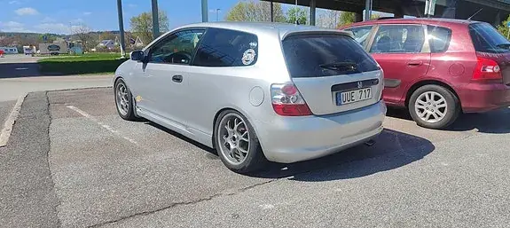 Honda Civic 2004 photo 2