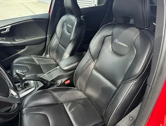 Volvo V40 2014 photo 4