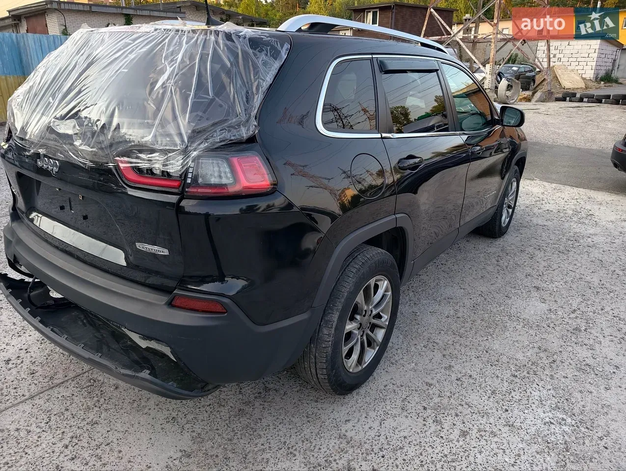 Jeep Cherokee 2019 photo 2