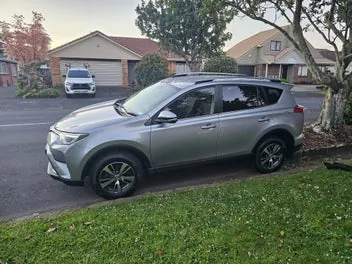 Toyota Rav4 2018 photo 2