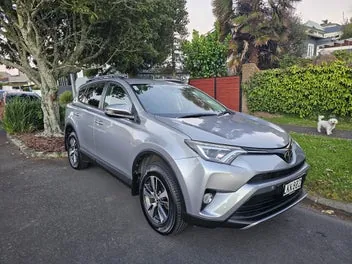 Toyota Rav4 2018 photo 4
