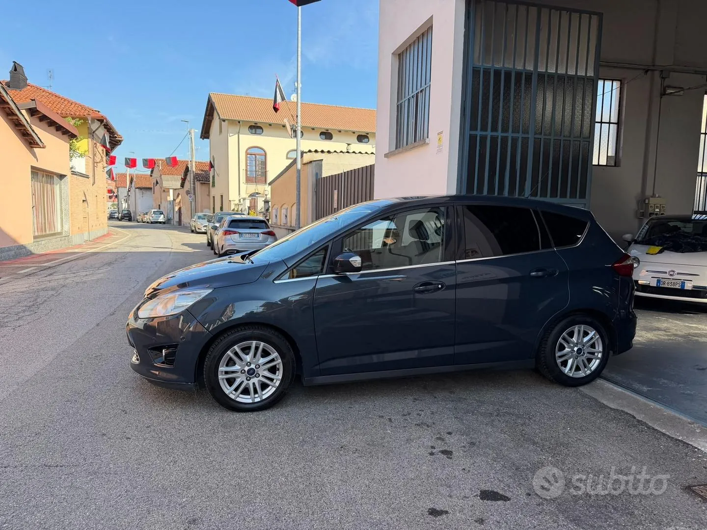 Ford C-Max 2014 photo 4