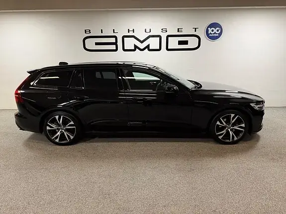Volvo V60 2021 photo 2
