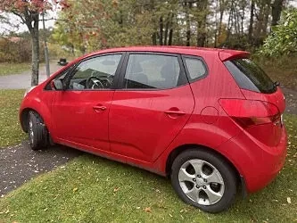 Kia Venga 2010 photo 2