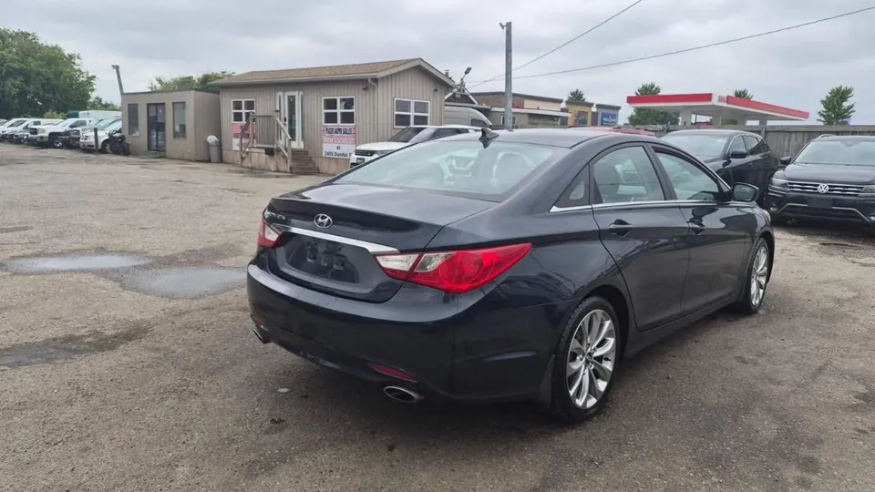 Hyundai Sonata 2013 photo 5