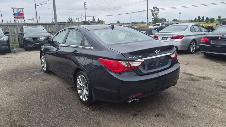 Hyundai Sonata 2013 photo 3