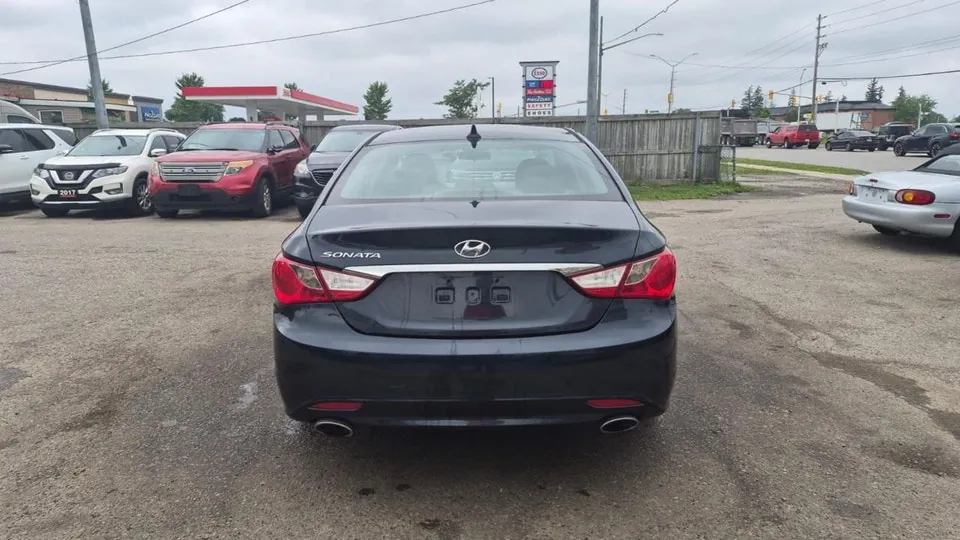 Hyundai Sonata 2013 photo 4