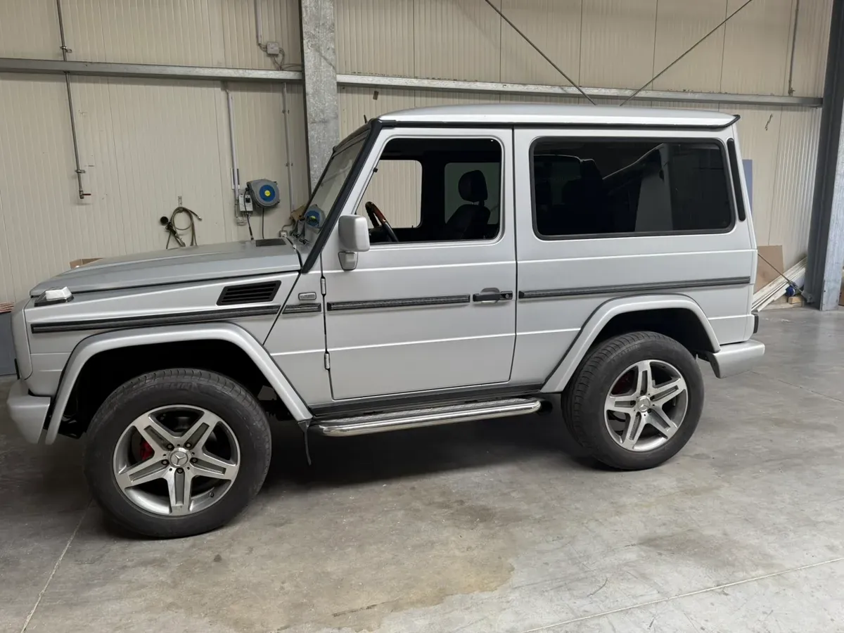 Mercedes-Benz G-Class 2001 photo 2