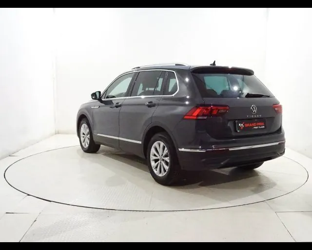 Volkswagen Tiguan 2021 photo 3