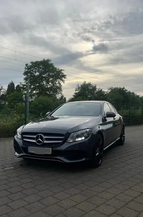 Mercedes-Benz C180