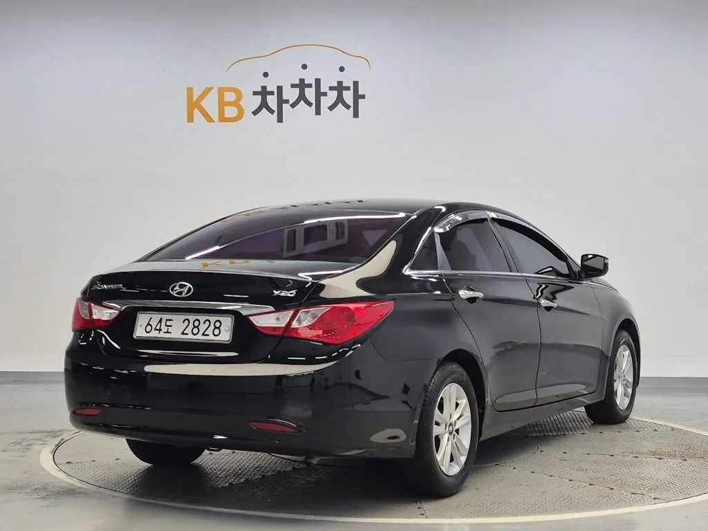 Hyundai Sonata 2012 photo 3