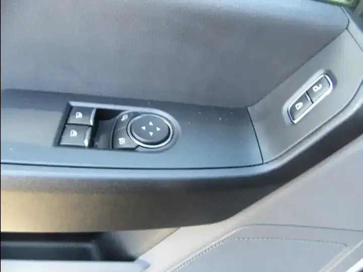 Ford F-550 2024 photo 4