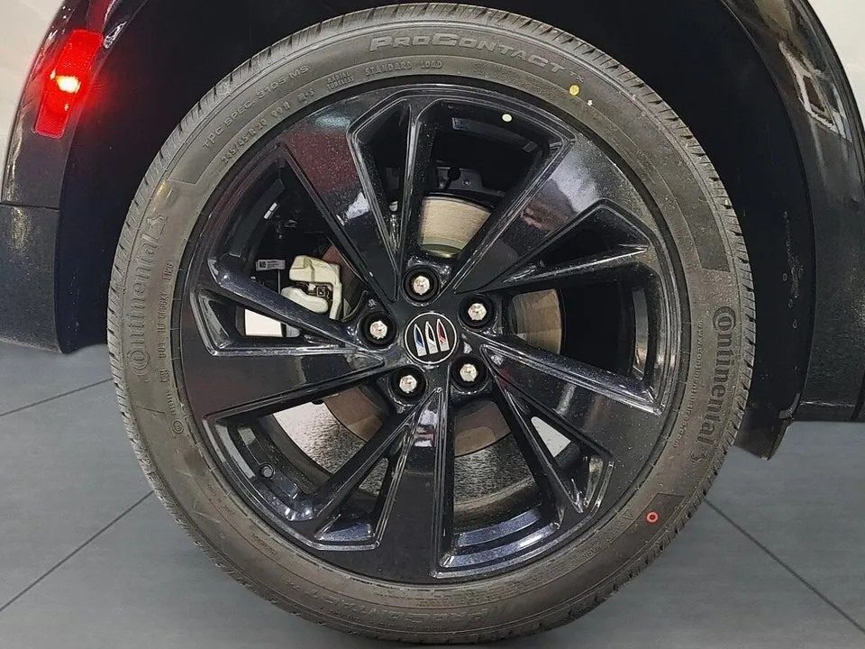 Buick Envision 2026 photo 5