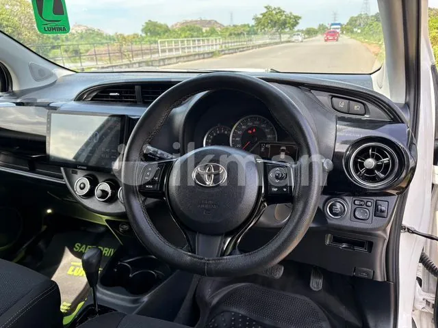 Toyota Vitz 2018 photo 3