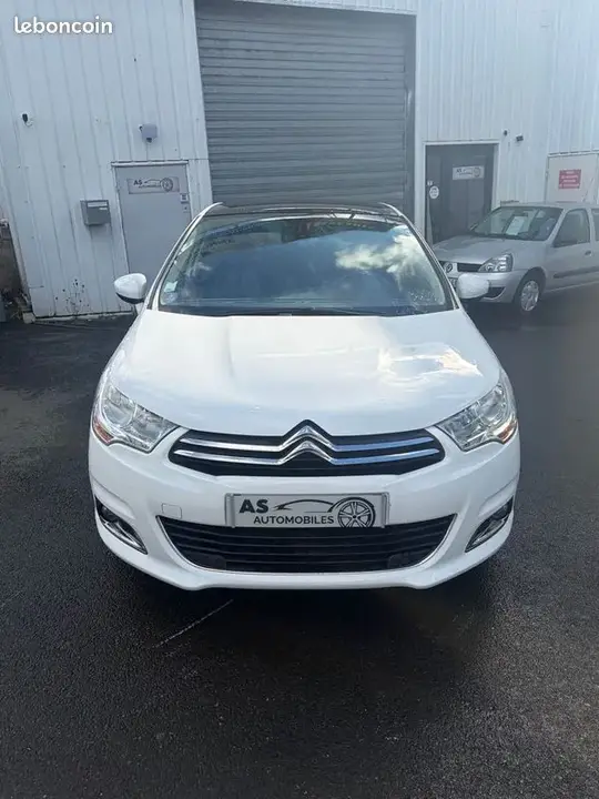 Citroen C4 2014 photo 3