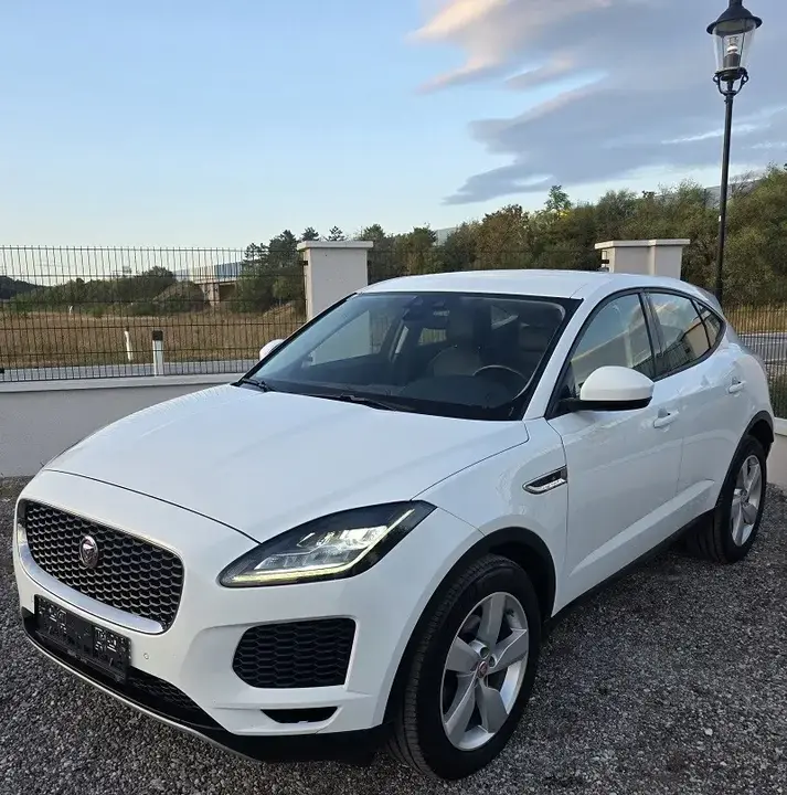 Jaguar E-Pace