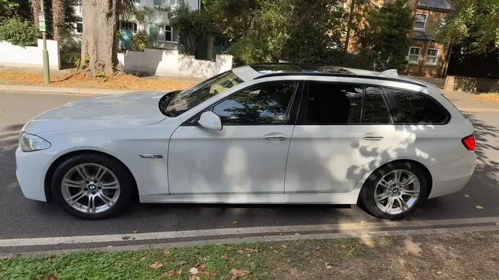 BMW 5 Series 2014 photo 4