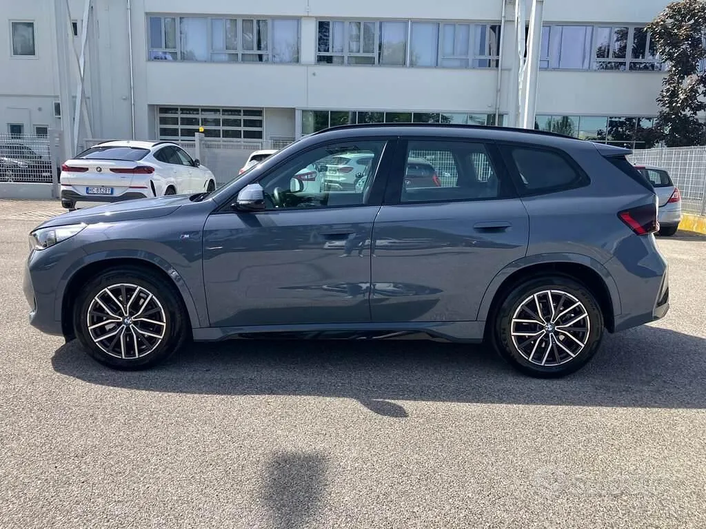 BMW X1 2023 photo 3
