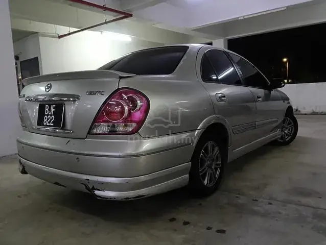 Nissan Sentra
