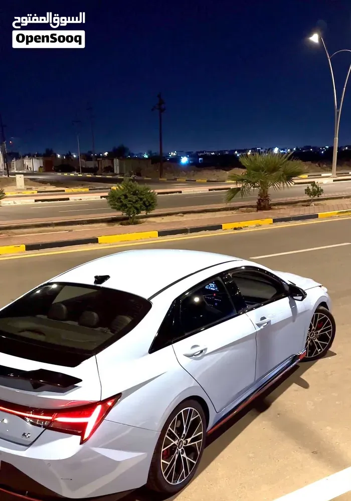 Hyundai Elantra 2023 photo 2