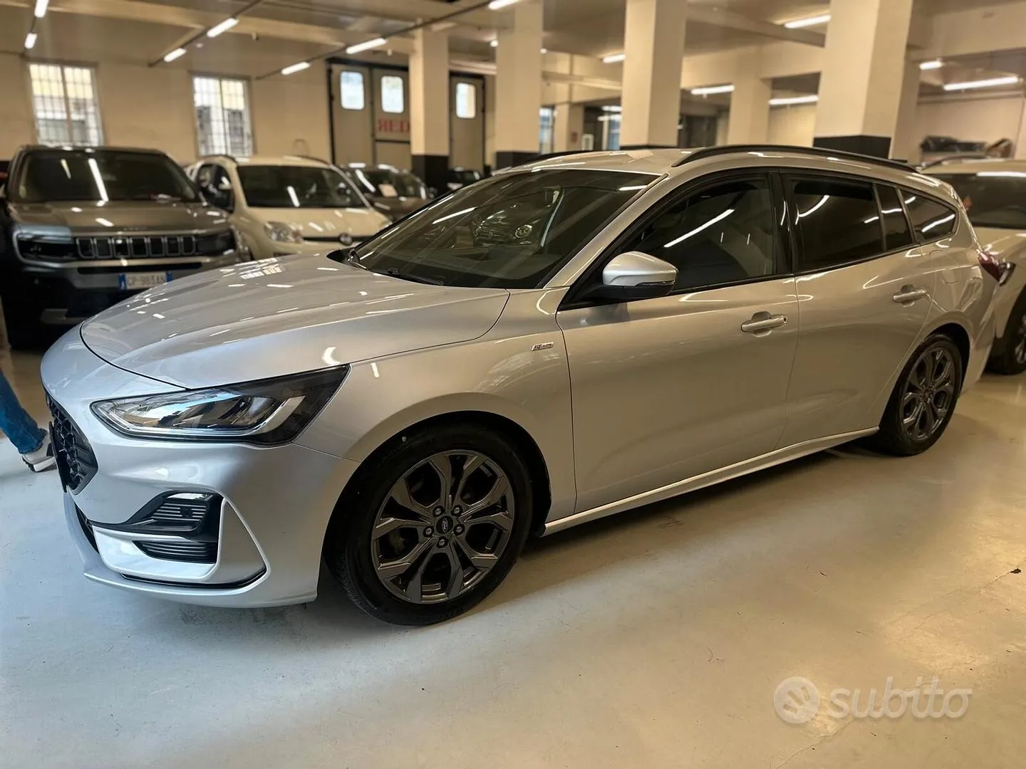 Ford Focus 2022 photo 2
